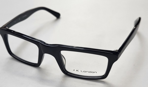 P01 (black)