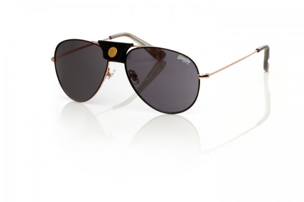 204 (black/gold)